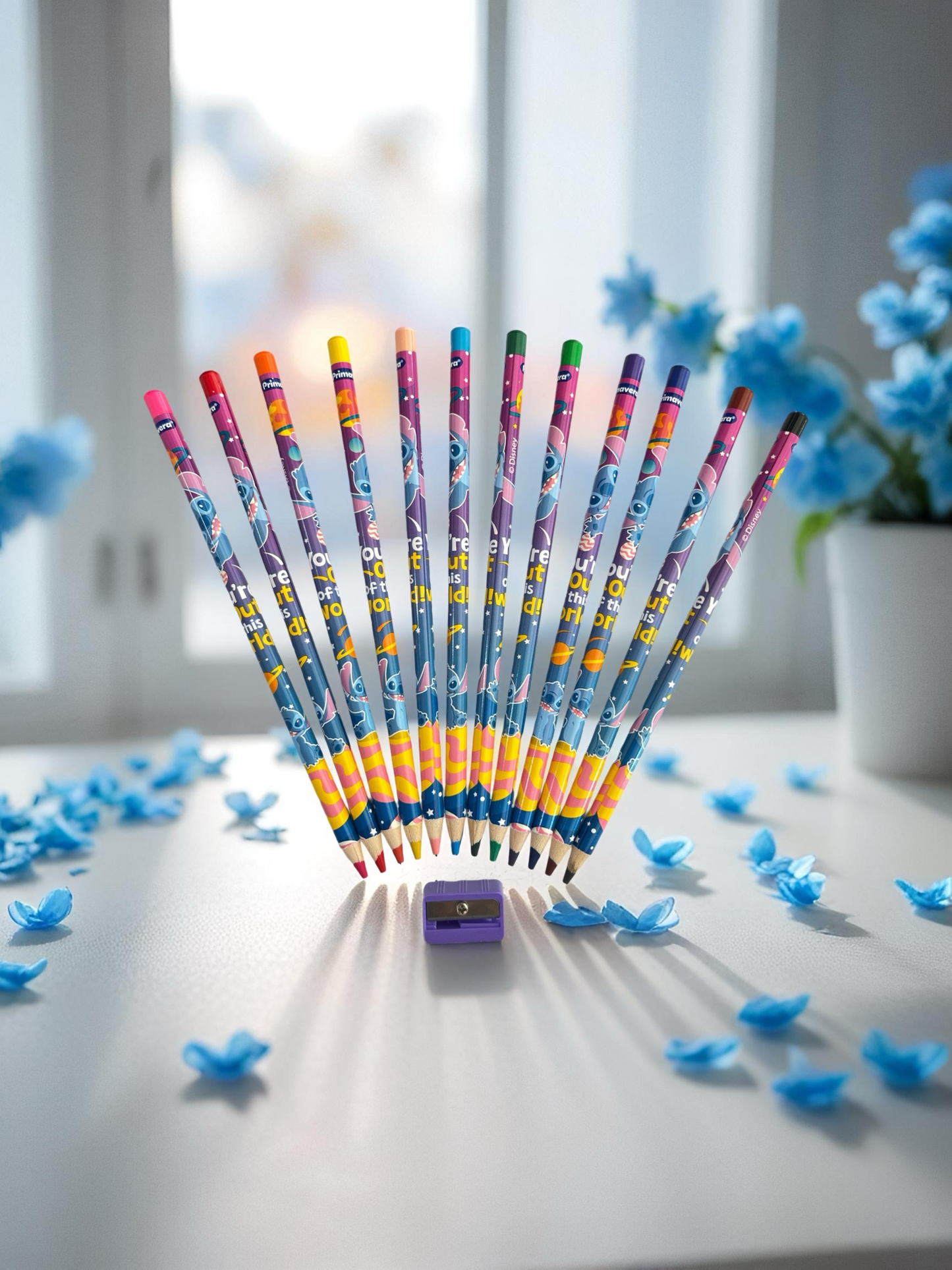 SET DE 12 COLORES DE STITCH + SACAPUNTA