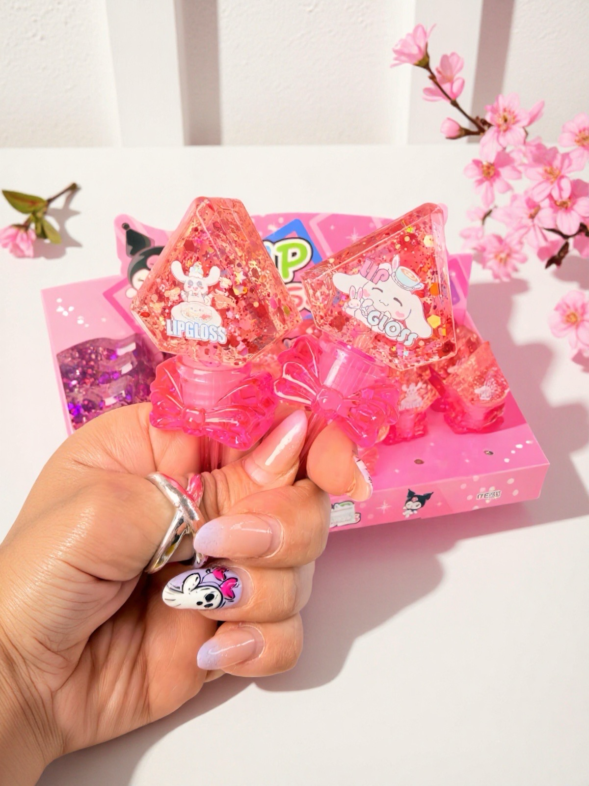 GLOSS PALETITAS DE SANRIO