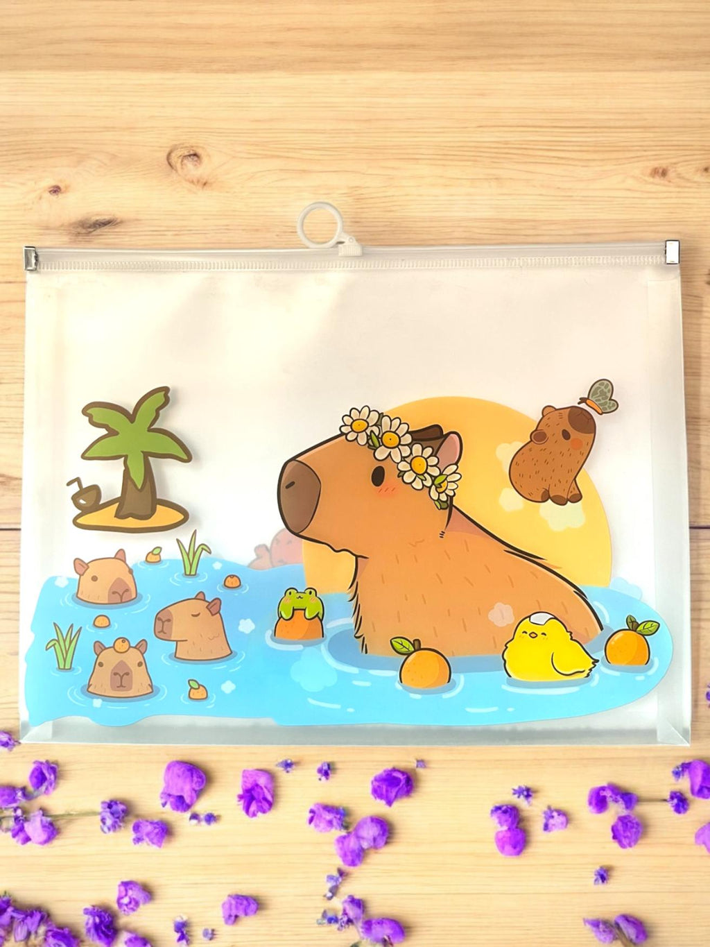 CARPETA ZIPPER CAPYBARA