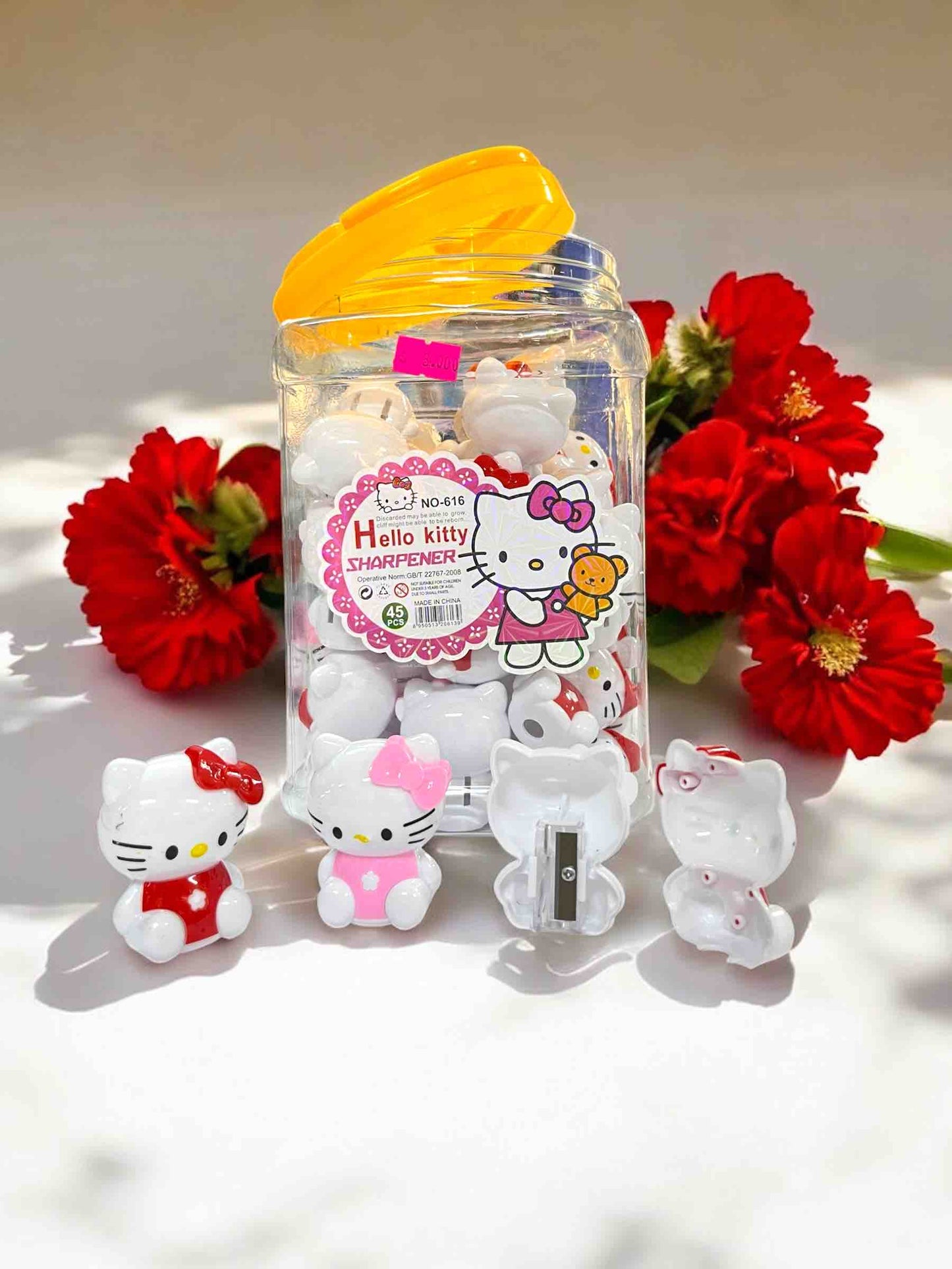 SACAPUNTAS HELLO KITTY
